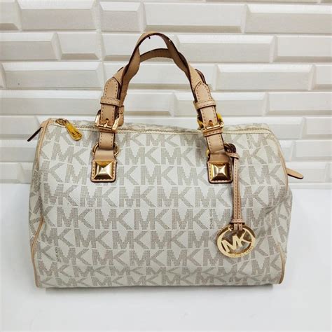 michael kors replica bags in pakistan|michael kors bags india online.